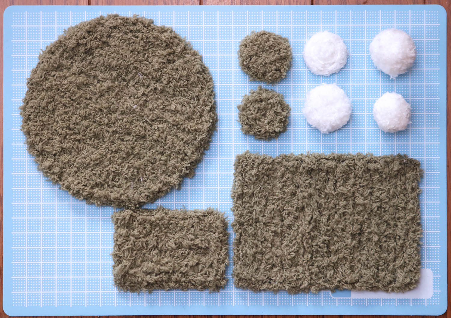 もこもこ毛糸でミニチュアラグを作りました 編まずに作れます Studio Tofu